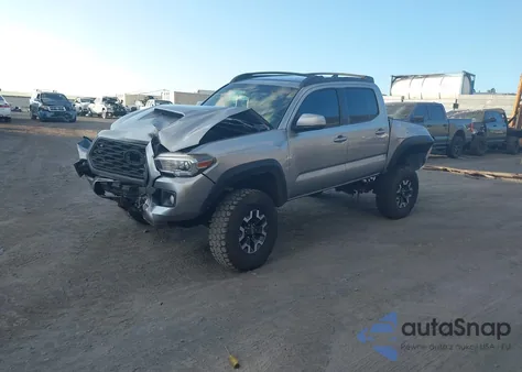 2017 Toyota Tacoma Trd Sport z USA, uszkodzony, nr VIN 3TMCZ5AN4HM058440